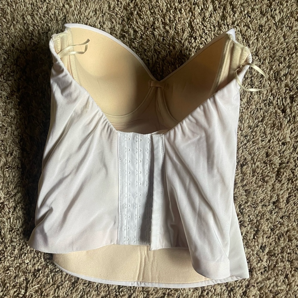 David's Bridal White Strapless Bra - Picture 3 of 9